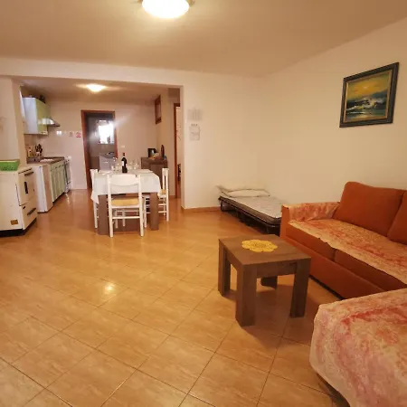 Apartmani Berber Babici Exteriér fotografie